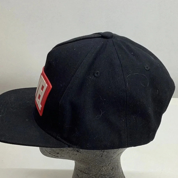 Black MARVEL Hat with an Adjustable Strap - Picture 2 of 2